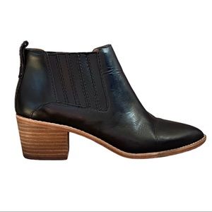 Madewell Bonham Black Leather Chelsea Ankle Boots | 7